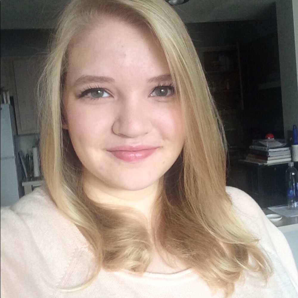 Meet your Posher, Melina